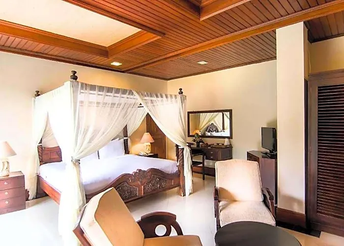 Entire 3 Bedroom With Private Pool Access Ir92a فندق